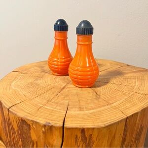 Vintage ANCHOR HOCKING Grenade Fired on Salt & Pepper Shakers Orange 1940s